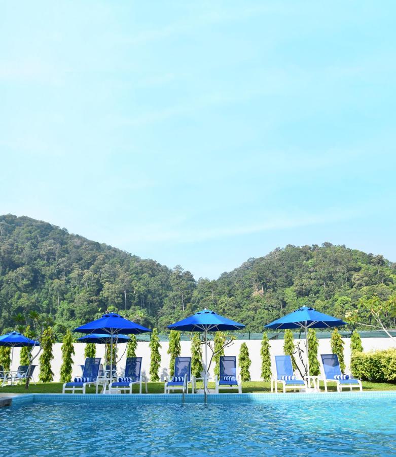 Avi Pangkor Beach Resort Kampong Pasir Bogak Eksteriør bilde
